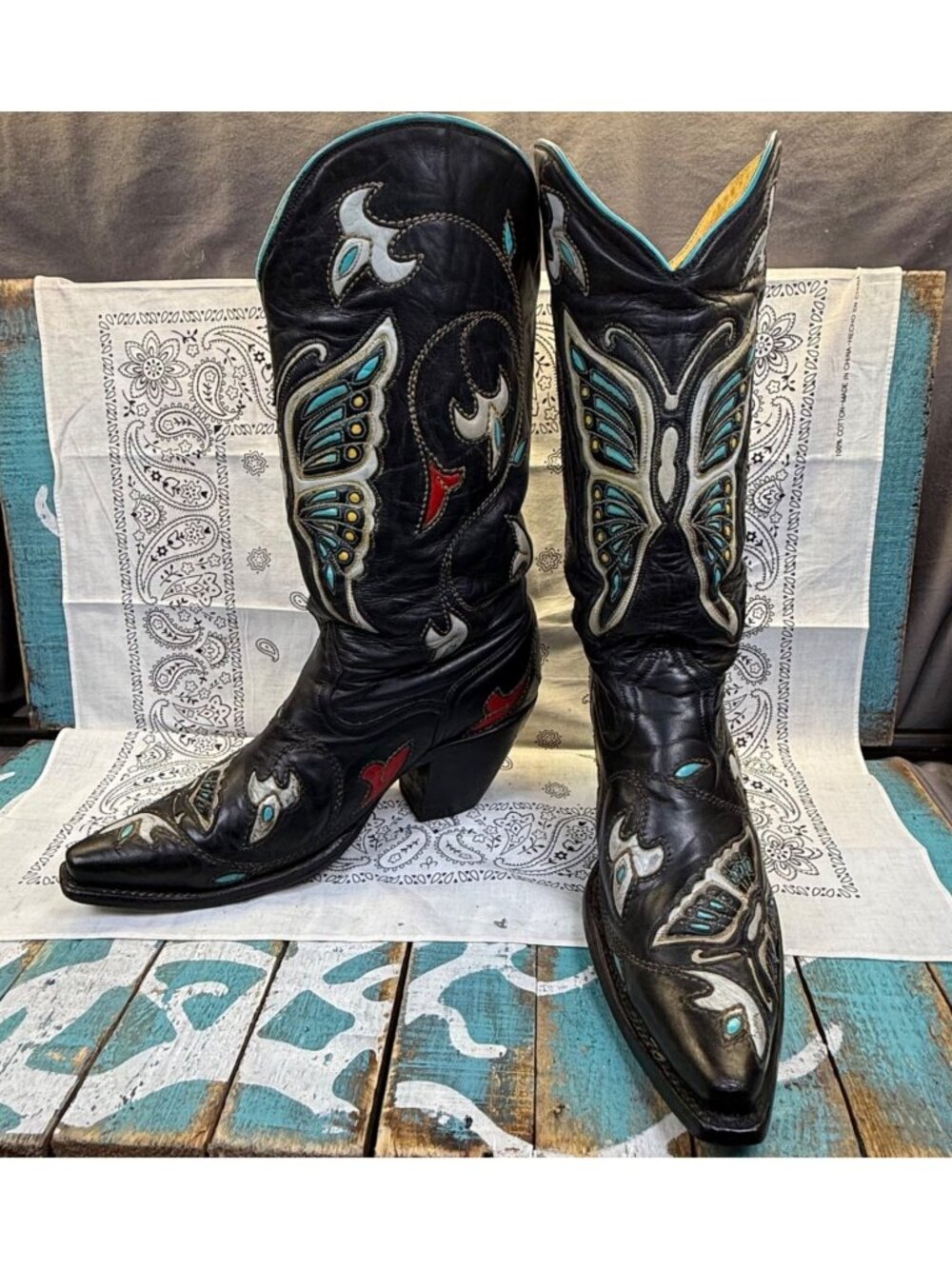 VTG Corral Snip Toe Inlay Cowgirl Distressed Black Boots Womans Size 7.5M
